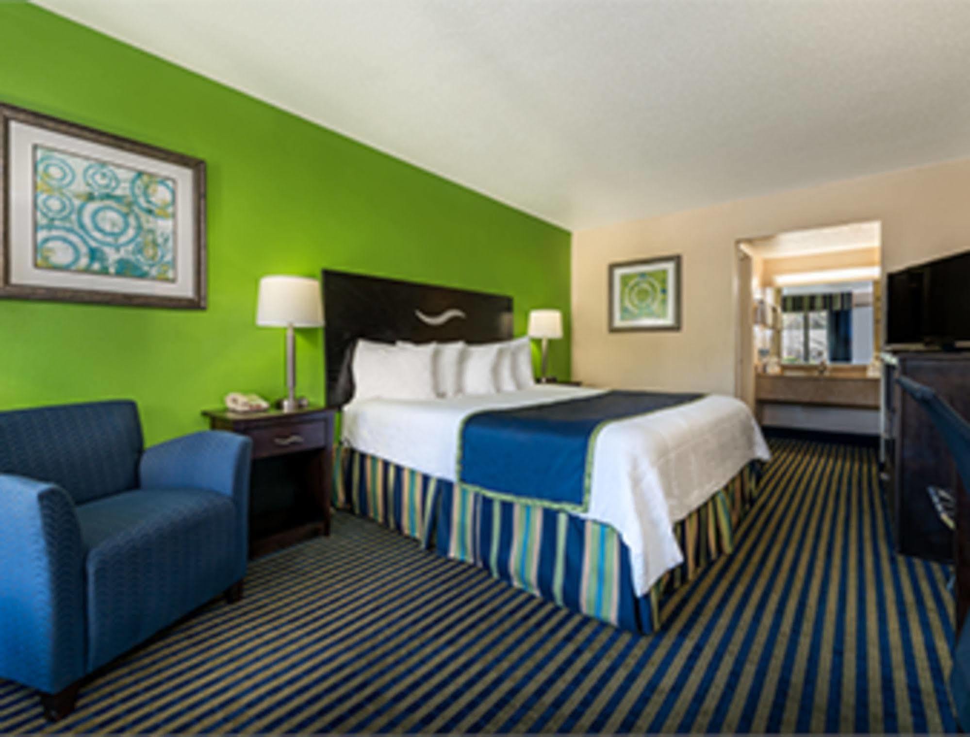 Days Inn By Wyndham Richmond Hill/Savannah Eksteriør bilde